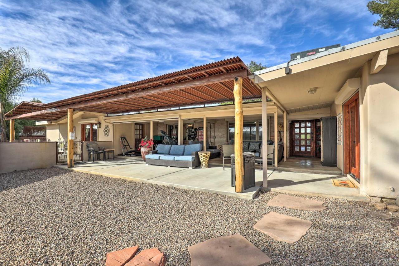 Villa Pet-Friendly Tucson Casita Shared Hot Tub And Porch Exterior foto